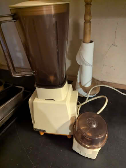 Photo of free Blender/grinder (St Albans AL1) #1