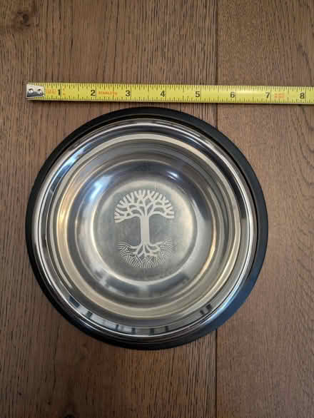 Photo of free Oakland tree cat food bowl (Alameda) #1