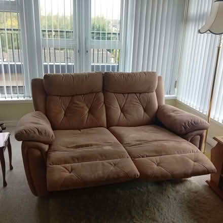 Photo of free 2 seater manual recliner sofa (Daisy Hill BD9) #2