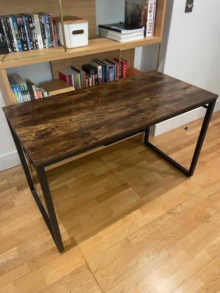 Photo of free Wooden desk (Drayton Park N5) #1