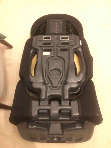 Photo of free Child car seat, as new (South Ruislip HA4) #4