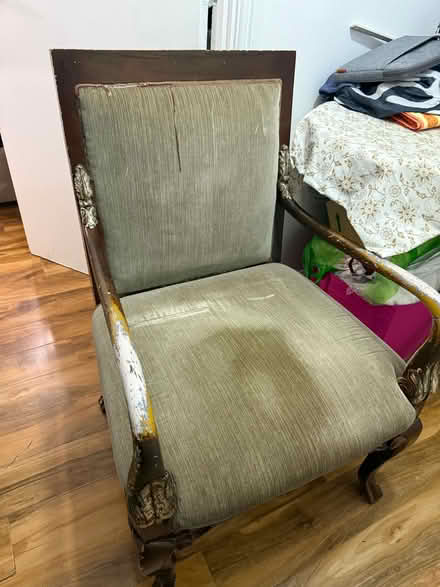 Photo of free arm rest chair (Whitechapel E1) #3