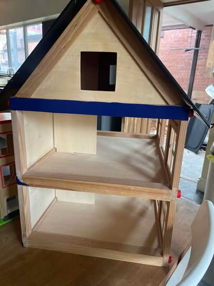 Photo of free Wooden dolls house (Sherwood NG5) #2