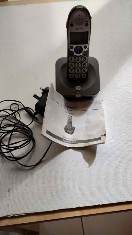 Photo of free landline phone for hard of hearing (Bricket Wood AL2) #1