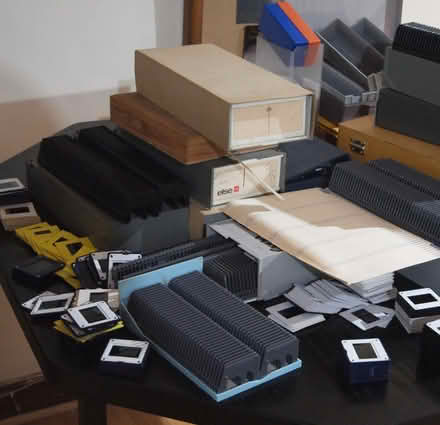 Photo of free slide boxes (Oakwood LS8) #2