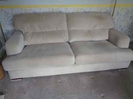 Photo of free 3 seater sofa (Yeadon LS19) #1