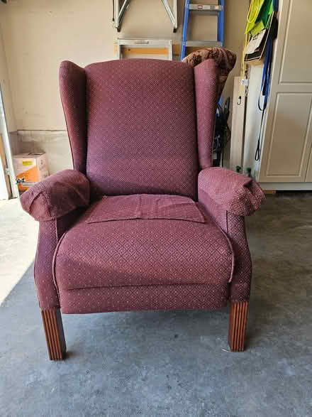 Photo of free 2 La-Z-Boy recliners (Kitchener Chicopee area) #1