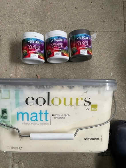Photo of free Wall paints (Southborough TN4) #1