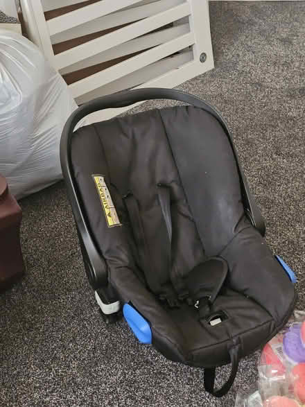 Photo of free Baby car seat (Ripon way, HU9) #1
