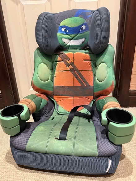 Photo of free Car seat (birkenhead) #1