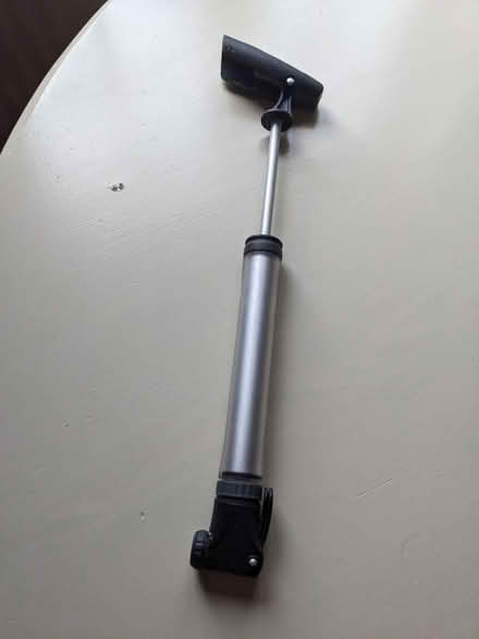 Photo of free Mini cycle pump (Fareham PO16) #2