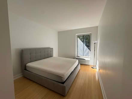 Photo of free Excellent Condition King Sized Bed (Clinton Hill) #1