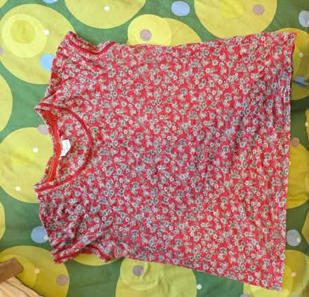 Photo of free Skirts and tops 18-20 (Halton LA2) #4