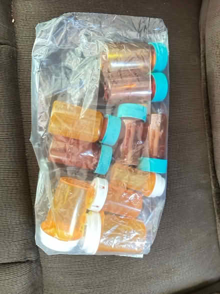 Photo of free 10 empty pill bottles (Far north Plano (Coit & 121)) #2