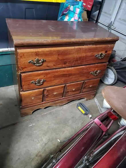 Photo of free Wooden Dresser & 2 big dog beds (South Oak Park) #3