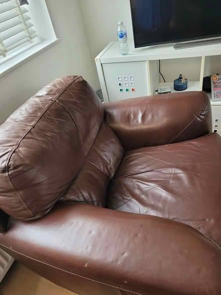 Photo of free Comfy leather chair (Bradford BD10) #1