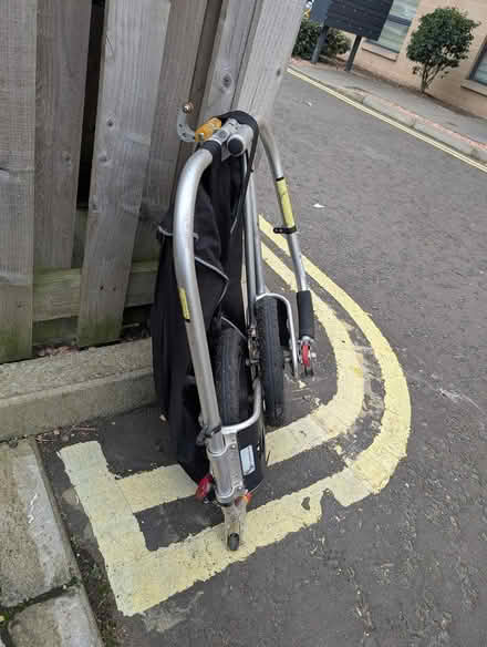Photo of free Folding bike trailer (Powderhall EH7) #3
