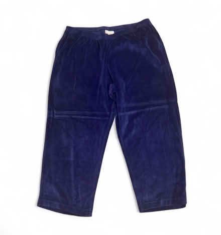 Photo of free Alfred Dunner Woman’s Pants (Brooklyn Storage) #1