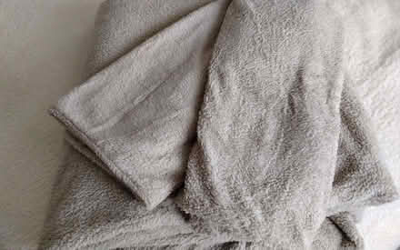 Photo of free Double fleece duvet cover + 2 pillowcases (Anchorsholme FY5) #1