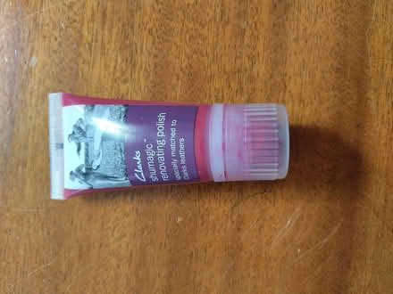 Photo of free Bright pink shoe cream for leather shoes (World's End RH15) #1