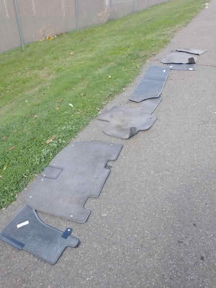 Photo of free Honda odyssey rugs (Meriden off Curtis st) #1