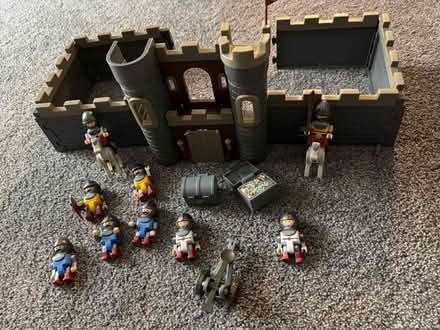 Photo of free Castle toy set (Downers Grove - South) #1
