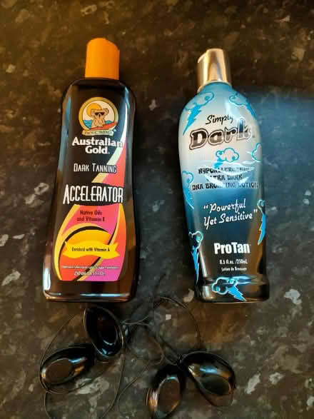 Photo of free Sunbed lotion and goggles (Ratby LE6) #1