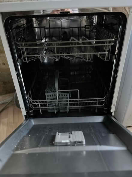 Photo of free Dishwasher (South Norwood SE25) #1