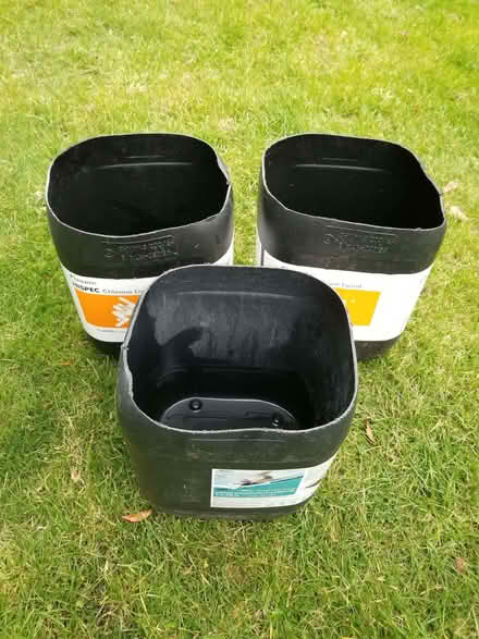 Photo of free Plastic containers (Priestwood RG42) #1