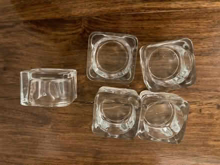 Photo of free 5 tea light holders in glass (W12) #1