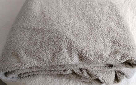 Photo of free Double fleece duvet cover + 2 pillowcases (Anchorsholme FY5) #4