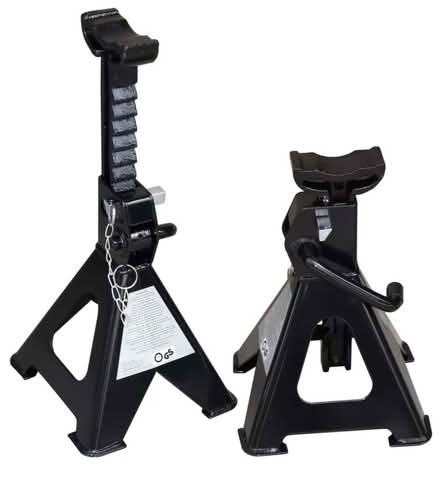 Photo of Axle Stands (Chichester PO19) #1