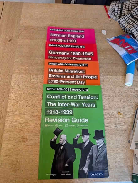 Photo of free 4x AQA History Revision Guides (The Moor LA1) #1