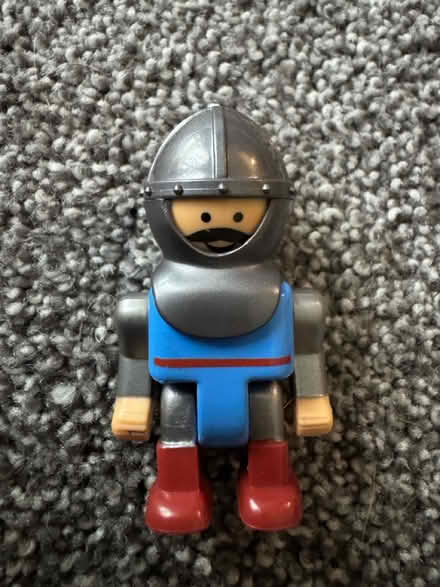 Photo of free Castle toy set (Downers Grove - South) #2