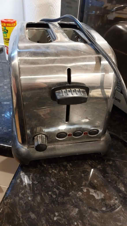 Photo of free Small oven (Not working/for repair) & toaster (working) (Gillingham ME7) #3