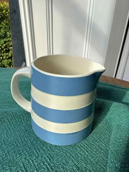Photo of free Vintage cornishware jug T.G. Green (St. Paul‘s Square, York) #1