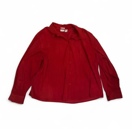 Photo of free Stretch 1830 Woman’s Top (Brooklyn Storage) #1