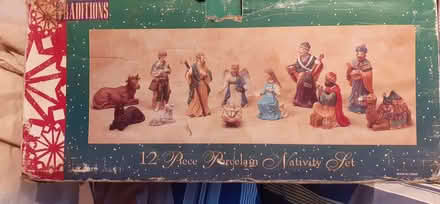 Photo of free Porcelain nativity set (Beulah Hill CR7) #2