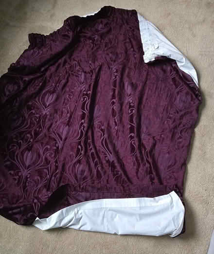 Photo of free Curtains (BH24 Ringwood) #2
