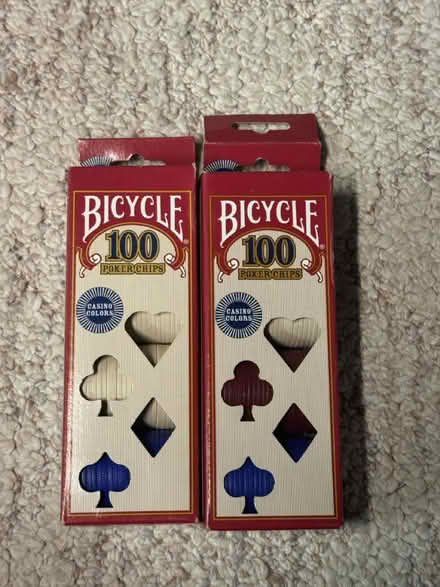 Photo of free Plastic poker chips (Downers Grove - South) #1