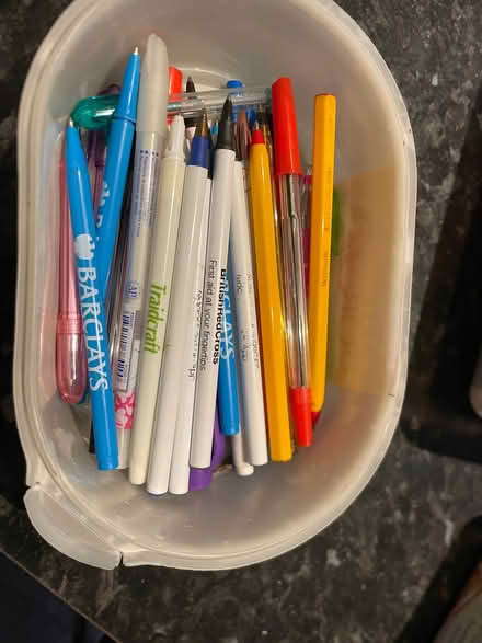 Photo of free Pens coloured pencils, pencils, wax crayons, chalks (Charvil RG10) #3