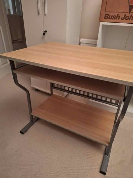 Photo of free Computer desk (Dronfield Woodhouse S18) #1