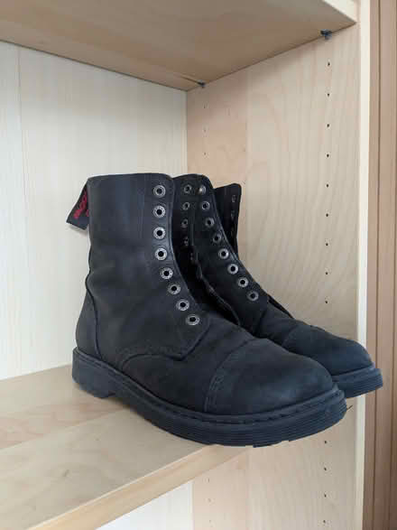 Photo of free Black leather ankle boots size 7 (unisex) (Haslucks Green B90) #2