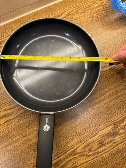 Photo of free 28cm frying pan (North Hinksey OX2) #1
