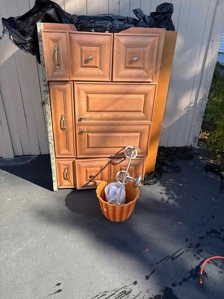 Photo of free Bathroom Vanity, Vanity light (Off highland Ave. in driveway) #3