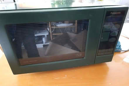 Photo of free panasonic microwave grill (Fairlight TN35) #3