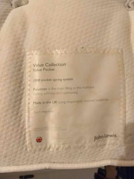 Photo of free Mattress, UK Double 135 x 190 cm (4'6" x 6'3"), (Stoke Newington N16) #3