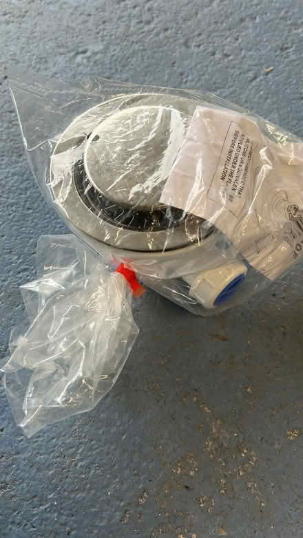 Photo of free Large pop up sink waste-new (Midsomer Norton BA3) #1