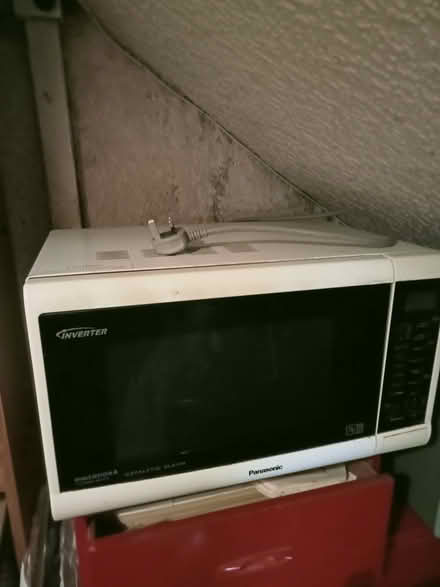 Photo of free Microwave/Convection Oven (CT15) #1