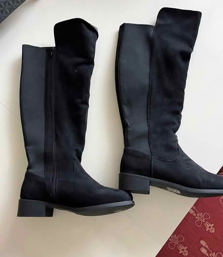 Photo of free Knee high boots (Cox Green SL6) #1